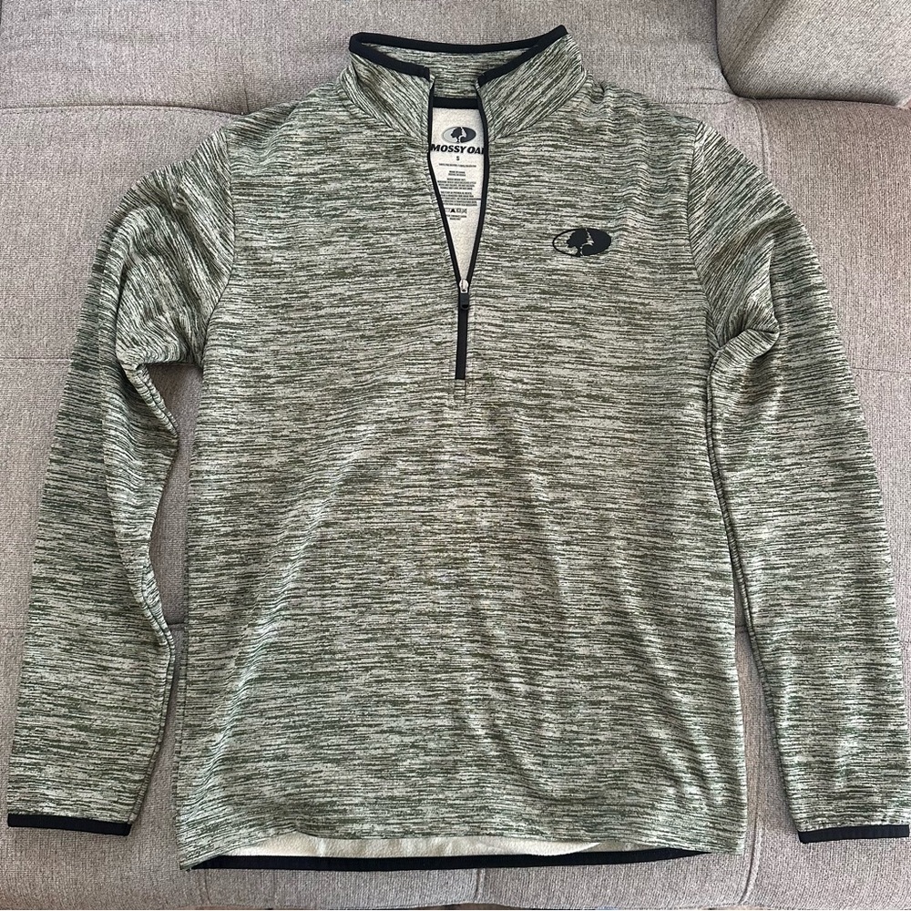 Mossy Oak Gray Zip Up Sweater